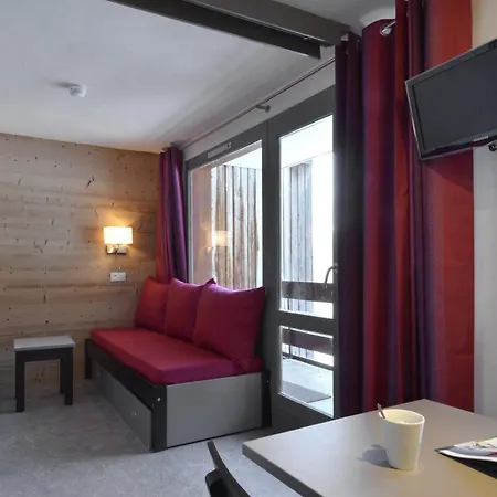 Appartement 3000 - Divisible Rénové · Aux Pieds · Vue Vallée Mae-3520 *